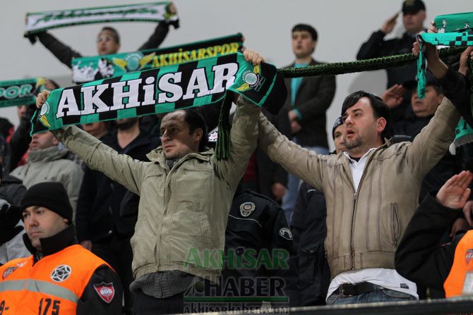 Akhisar Belediyespor;2 Çaykur Rizespor;3